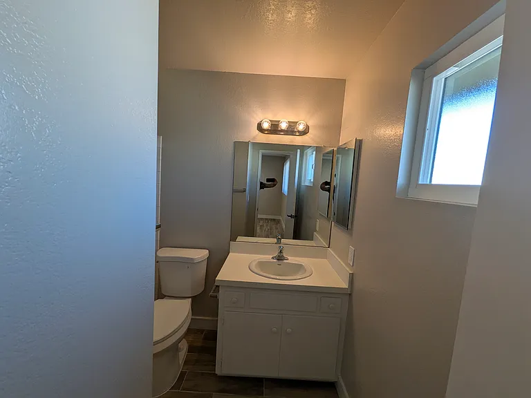 17061 Pinehurst Ln #B — Photo 16