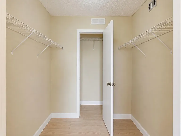 1605 S US Highway 1 #A408 — Photo 10