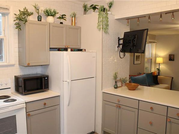 143 W Balview Ave #2