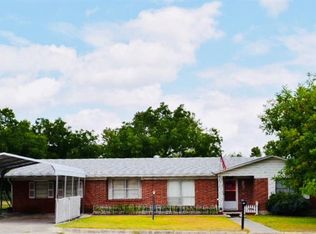 1501 W Avenue B, Lampasas, TX 76550