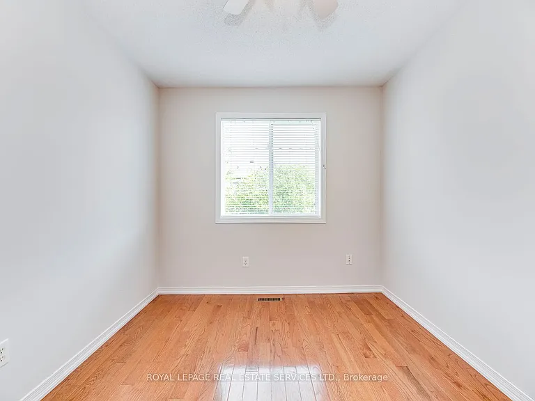 1835 McCoy Ave — Photo 27