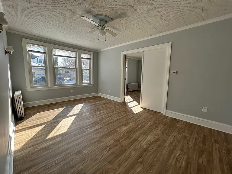52 Monroe Ave #1 — Photo 11