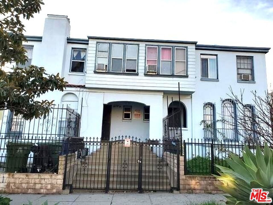 1st image of 901 S Catalina St