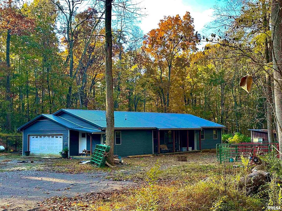 1st image of 718 Karbers Ridge Rd