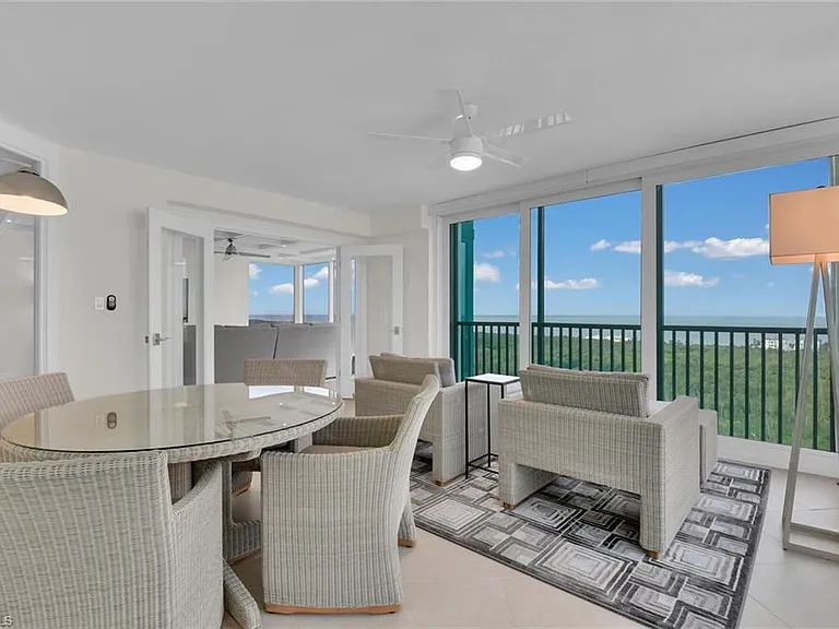 7515 Pelican Bay Blvd #17D — Photo 16