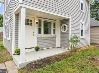 204 Front St, Essington, PA 19029