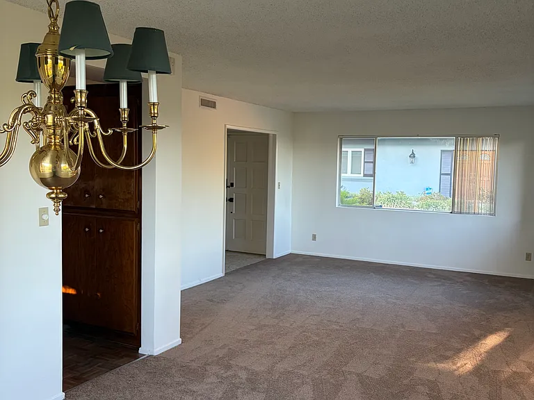 5333 La Canada Blvd — Photo 7