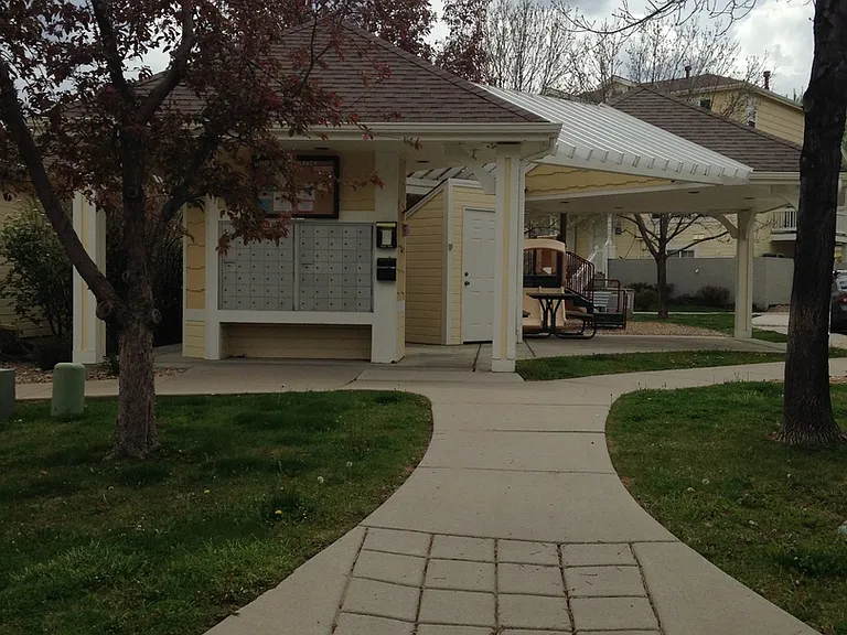 3950 Colorado Ave #B — Photo 28