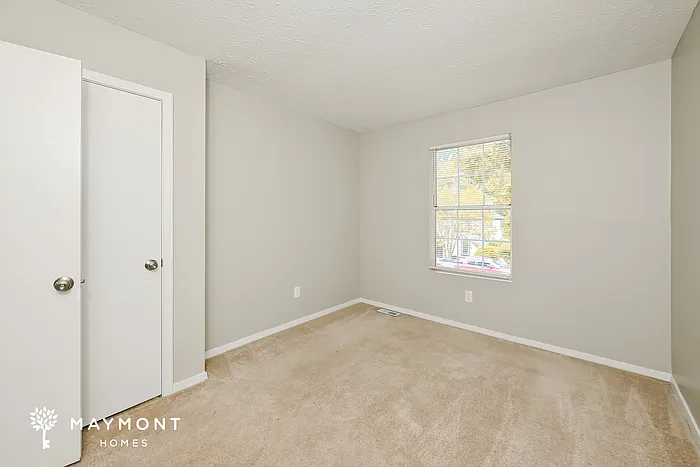 3131 Linden Dr — Photo 10