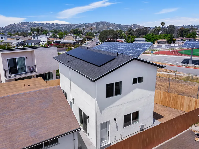 5049 Art St — Photo 7