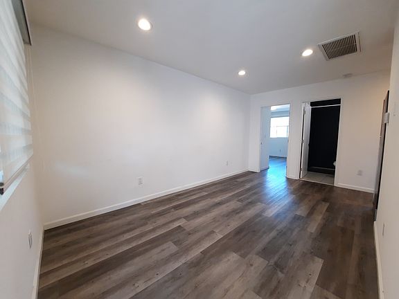 3rd image of 2233 Riverdale Ave