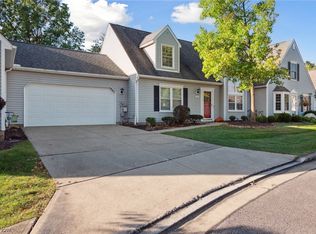 19233 Wheelers Ln #127, Strongsville, OH 44149