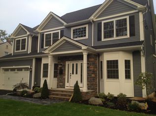 226 Burns Way, Fanwood, NJ 07023