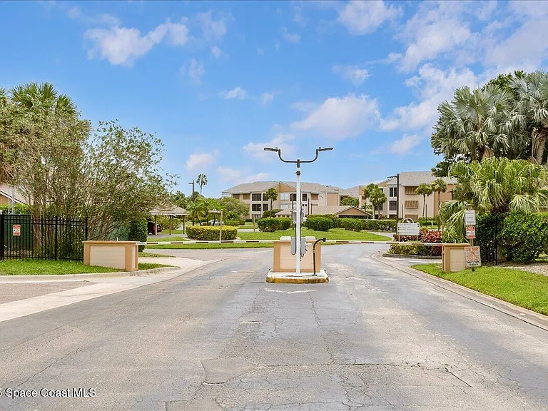 6165 S Mirror Lake Dr #103 — Photo 43