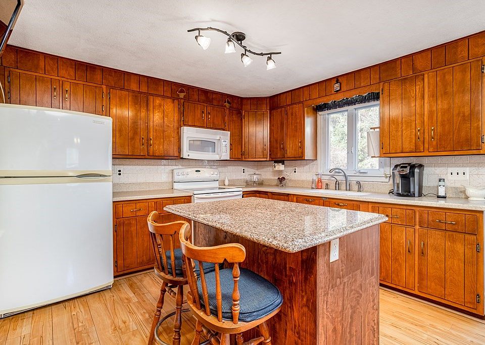 155 Groton Rd, Shirley, MA 01464 Zillow