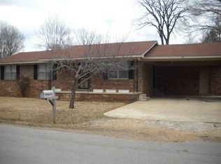 801 Kimberly Dr, New Albany, MS 38652