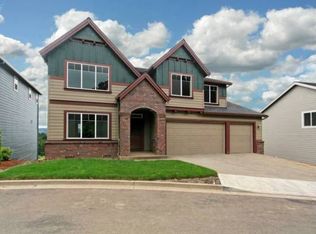 137 High Tee Ct, Newberg, OR