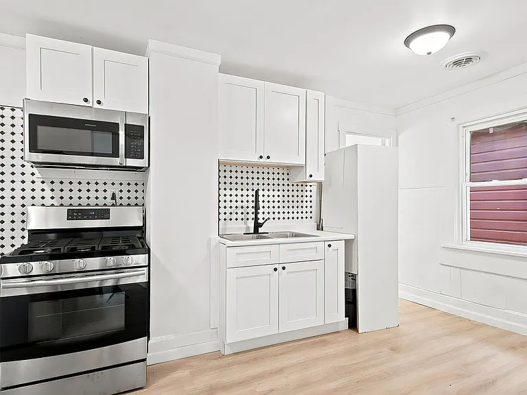 6929 13th Ave #2 — Photo 8