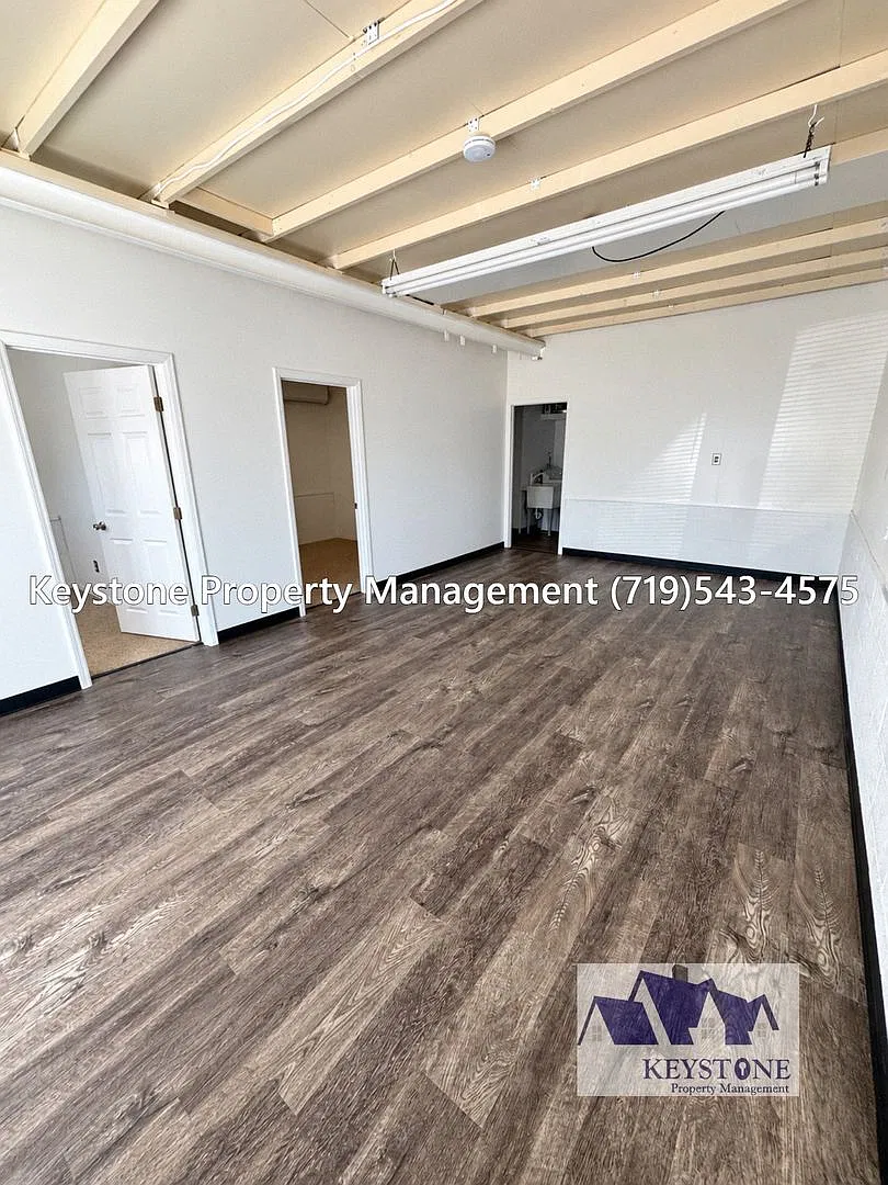 620 Edna Lane — Photo 2