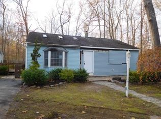 835 Spruce Ln, Williamstown, NJ 08094