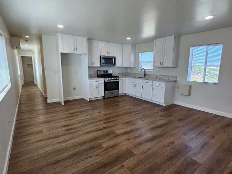 633 W Fir Ave #3 — Photo 4