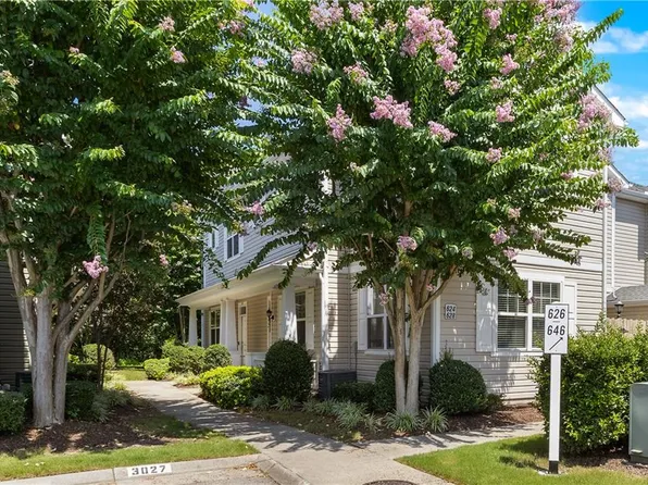 628 Lacy Oak Dr, Chesapeake, VA 23320