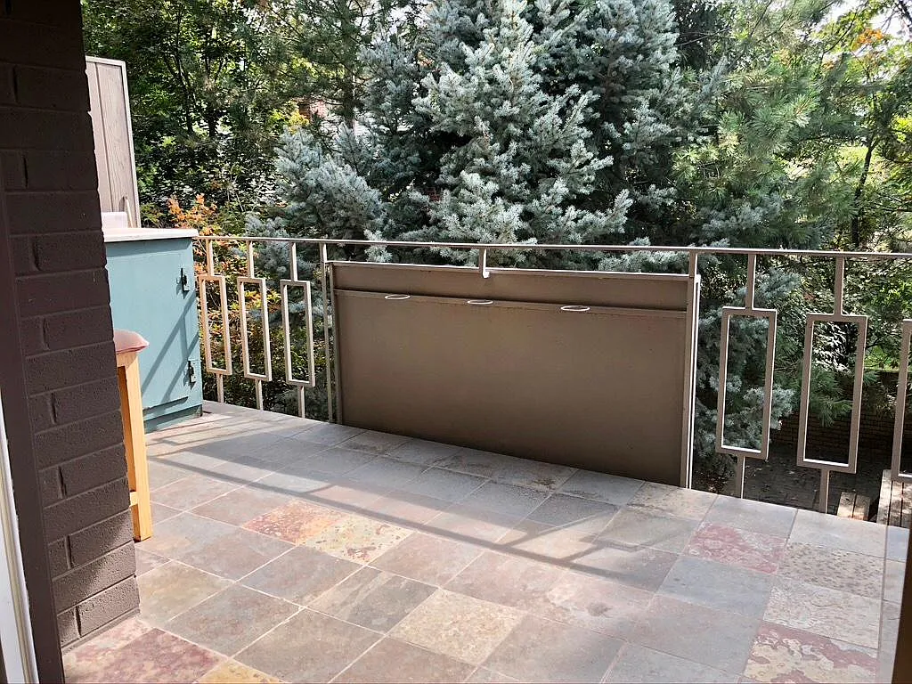 2 bed, 747 sqft, $2,100 — Photo 3