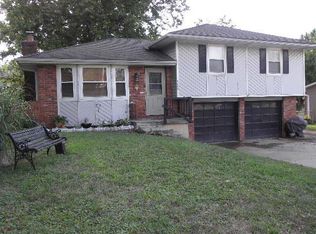 9000 N Oak Trafficway, Kansas City, MO 64155