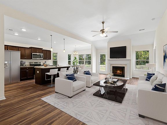 2nd image of 2337 Pershing Place Loop