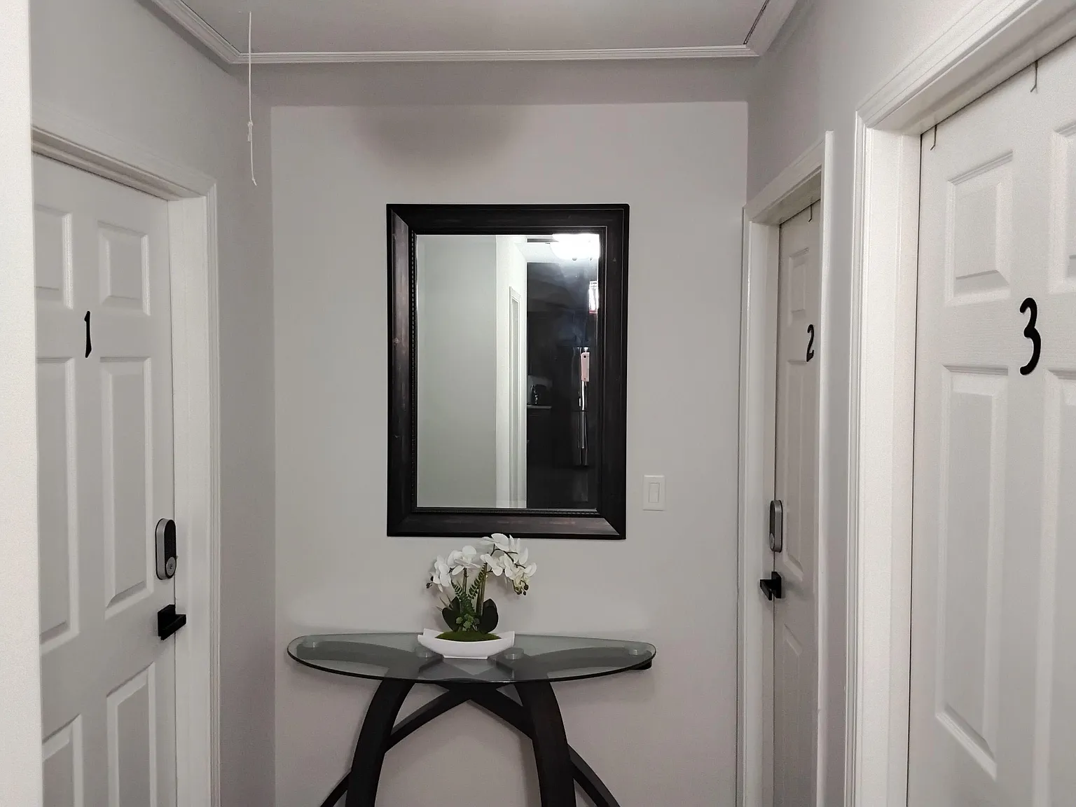 4 bed, 4.0 bath, 1526 sqft, $992 — Photo 2