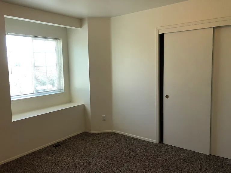 2007 NE Zachary Ct #2 — Photo 13