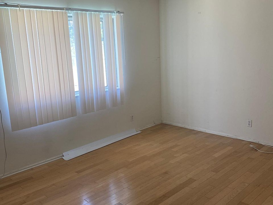2nd image of 11640 Gorham Ave #11
