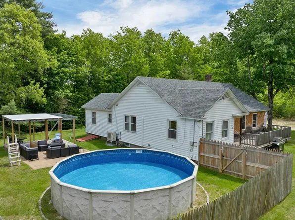 341 Hill Road, Franklin, NH 03235