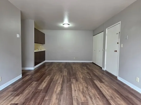 1624 8th St N #77, Wahpeton, ND 58075