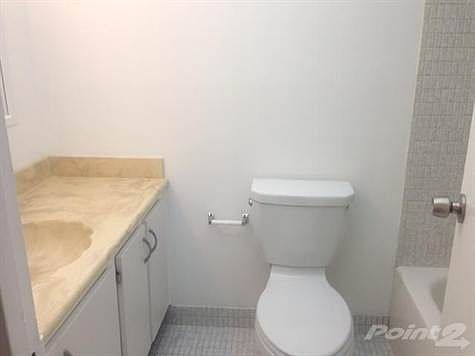 4th image of 200 172nd St APT 318