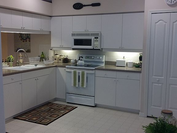 5th image of 13708 Meadow Green Ln
