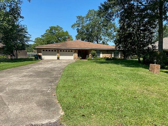 5th image of 1706 E Lakeshore Dr