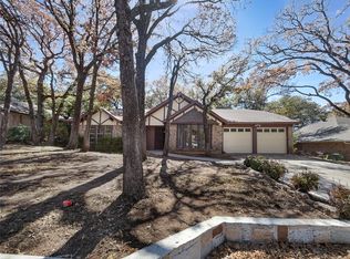 6744 Starnes Rd, North Richland Hills, TX 76182