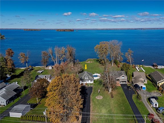 2nd image of 7171 Lakeshore Rd