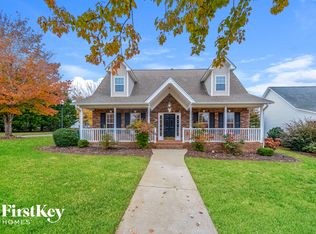5819 Willowdale Dr, Pfafftown, NC 27040