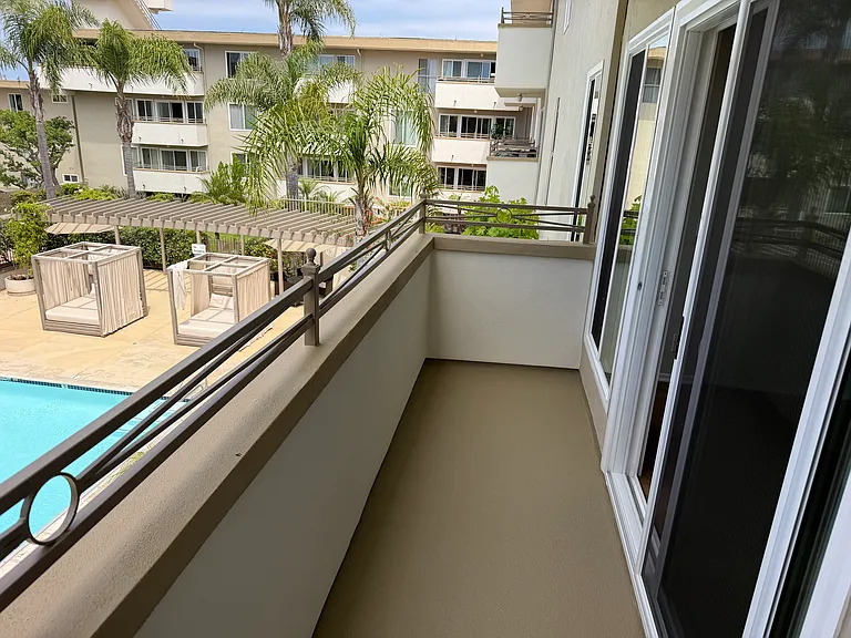Laguna del Rey Apartments — Photo 92