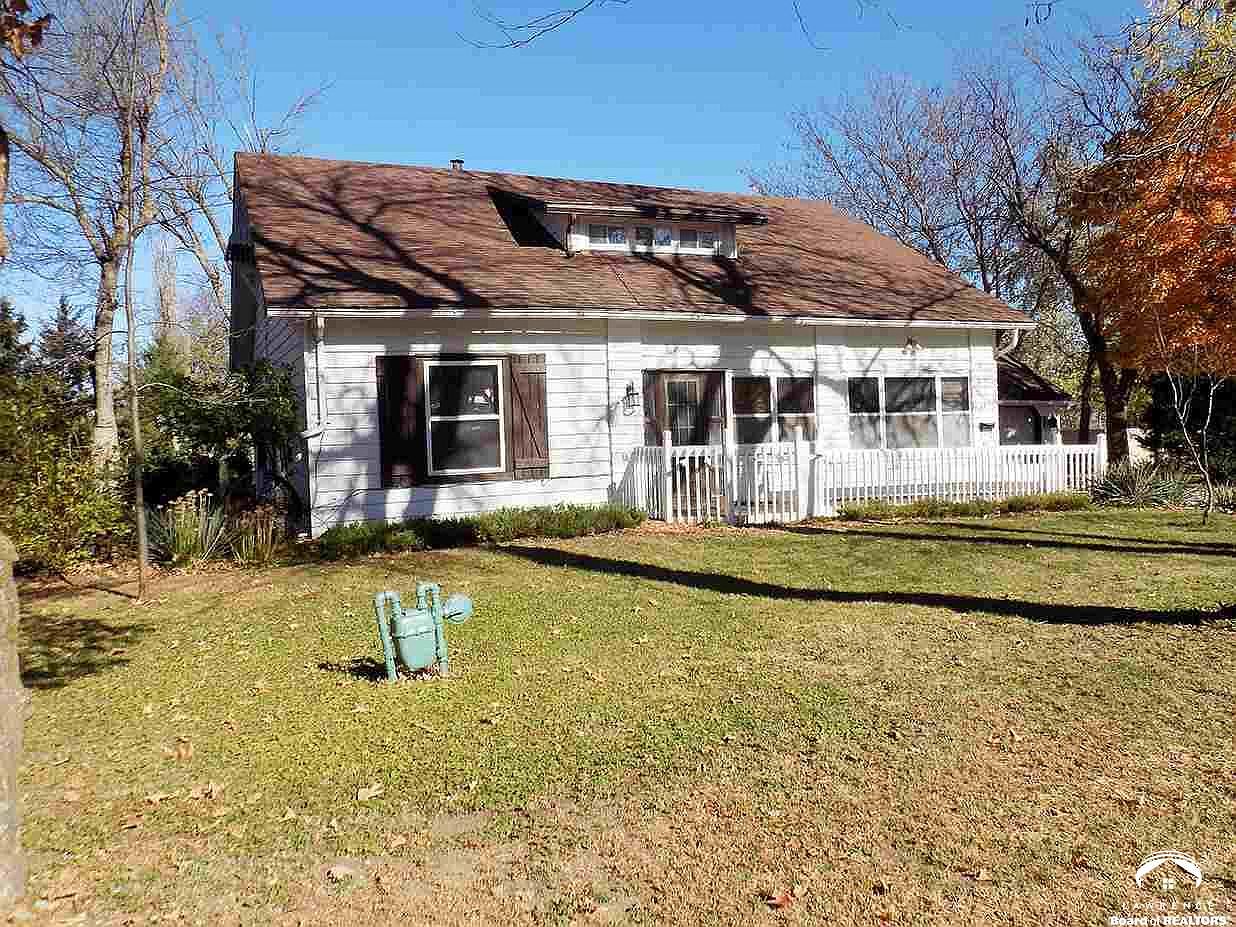 312 E 2nd St, Eskridge, KS 66423 Zillow