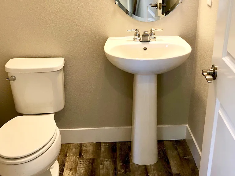 4180 E Warren Ave — Photo 15