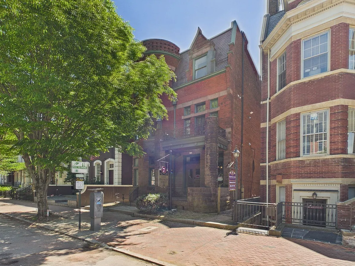 Building Photo - 7 East Franklin