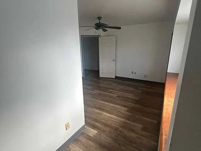 6062 Summer St — Photo 12