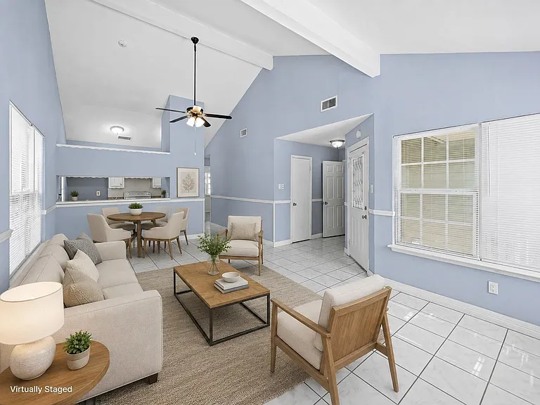 7535 Log Cradle Dr — Photo 3