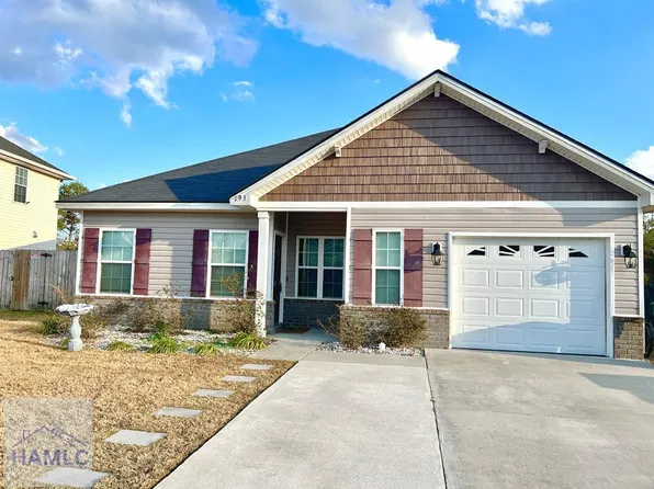 193 Alcott Cir, Hinesville, GA 31313