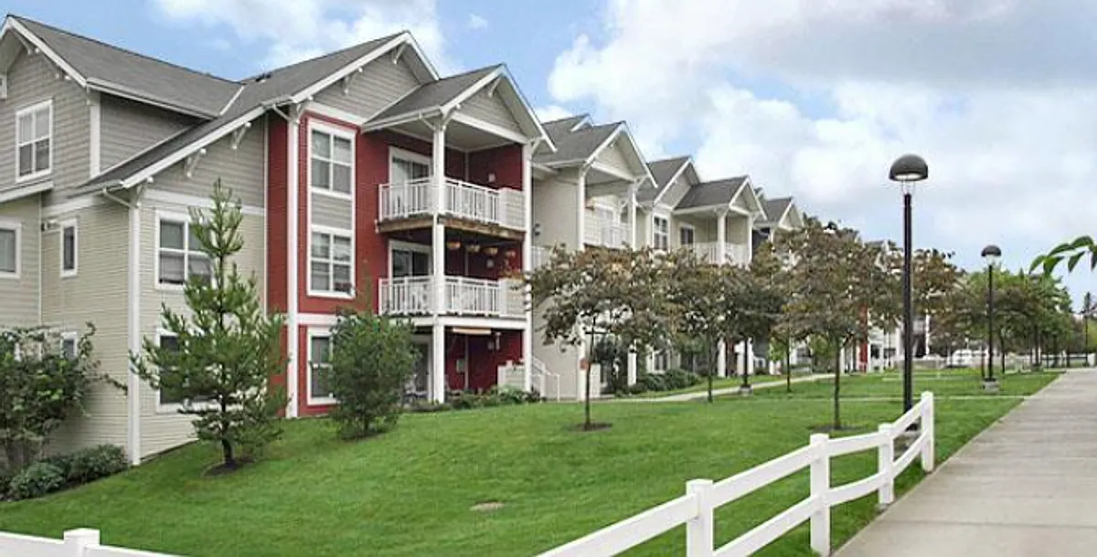 Building Photo - Plum Meadows Apartments
