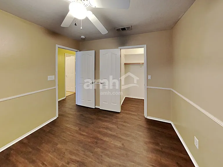 907 N Albert Dr — Photo 18