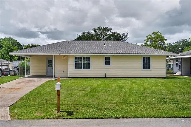 109 Tiemaker Rd — Photo 2